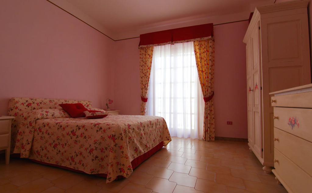 Villa Delle Camelie Gragnano Δωμάτιο φωτογραφία