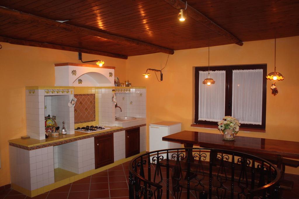 Villa Delle Camelie Gragnano Δωμάτιο φωτογραφία